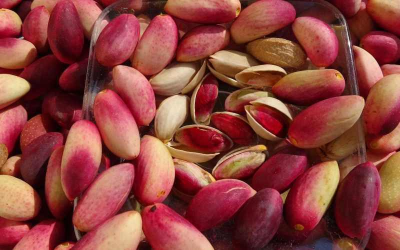 خواص پسته خام