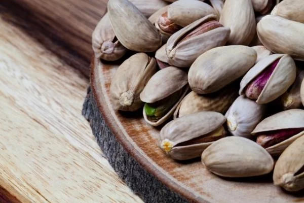 پسته اکبری آبلیمویی رفسنجان