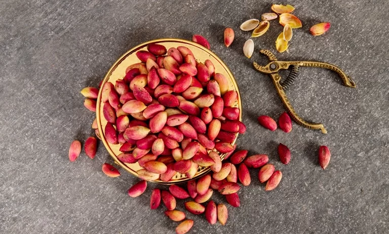 خواص پسته خام