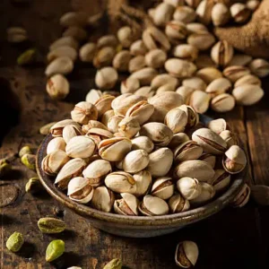 پسته فندقی خام
