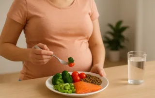 تغذیه ماه اول بارداری برای زیبایی جنین
